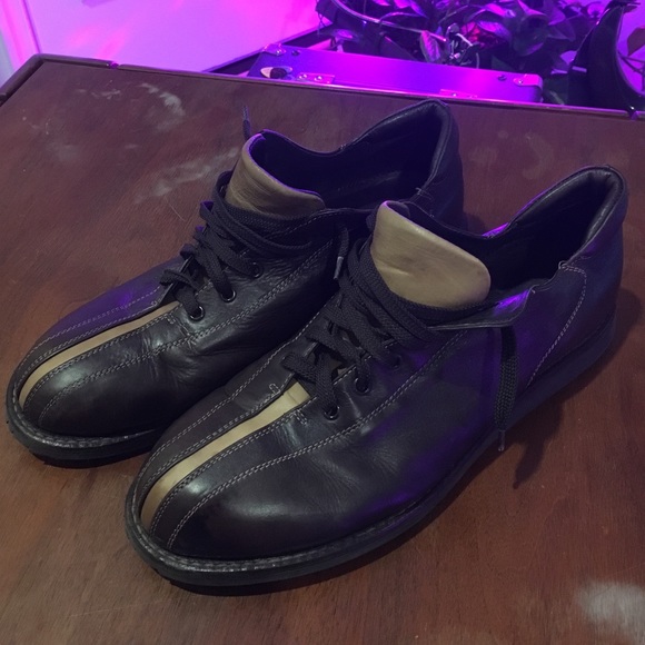 Kenneth Cole Italian Leather Sneakers - Picture 1 of 8
